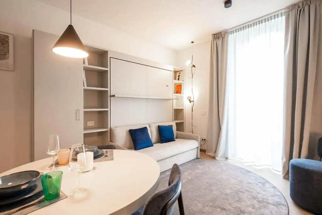 Apartment New! Andy Suite - Modern And Design In Porta Venezia Milan Italy